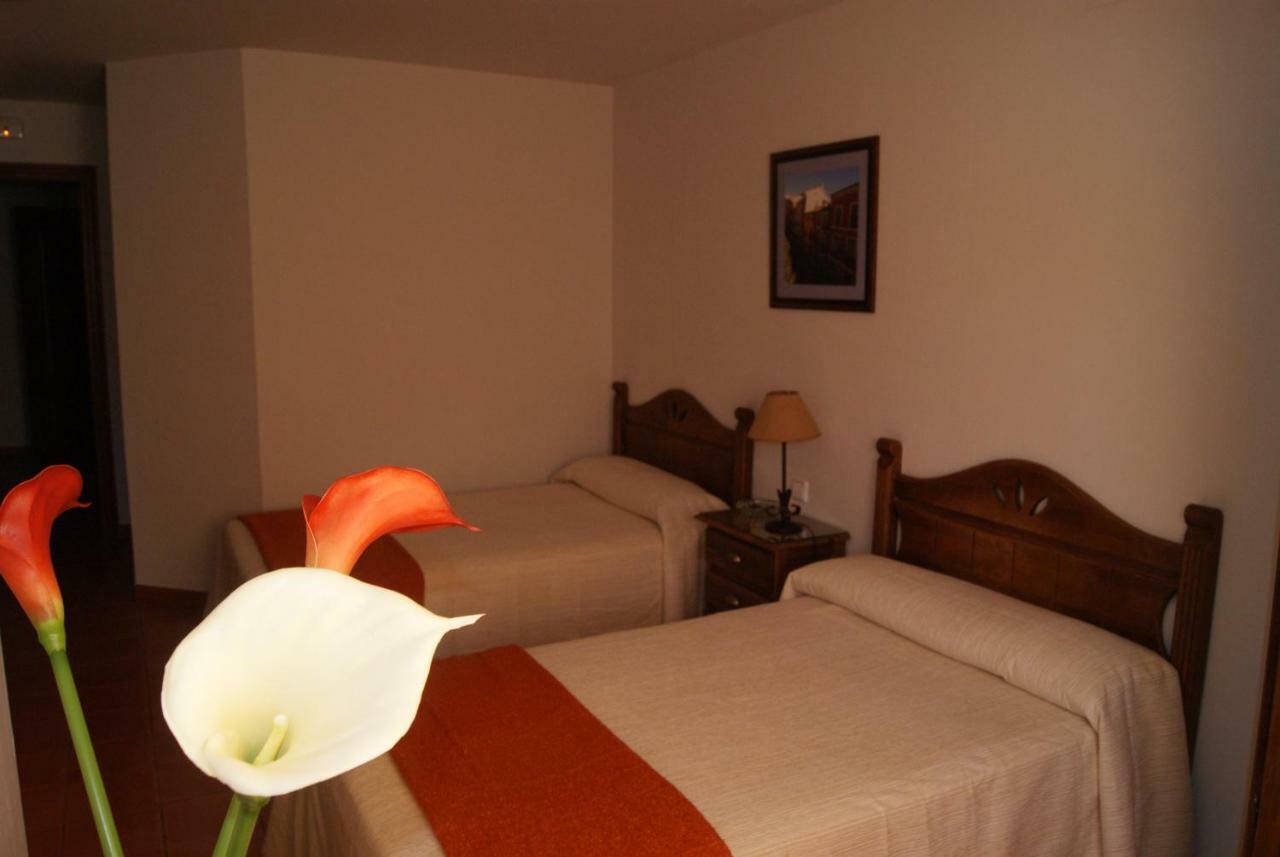 Casa Rural El Sauce. A 2,5 Km De Cuenca Capital Nohales 外观 照片